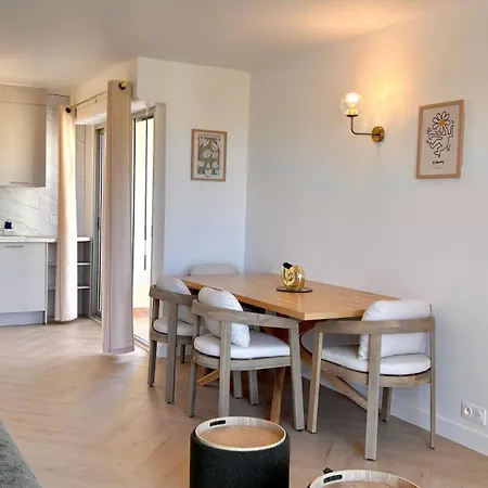 Aronys - 2 Parking & Vue * Cavalaire-sur-Mer