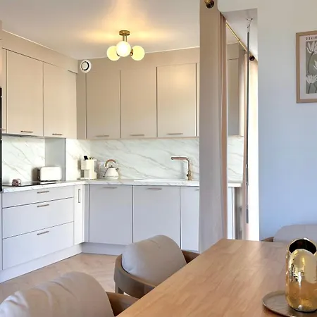 Aronys - 2 Parking & Vue