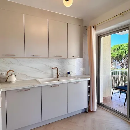 Aronys - 2 Parking & Vue *