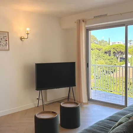 Διαμέρισμα Aronys - 2 Parking & Vue *