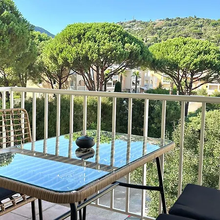 Aronys - 2 Parking & Vue Διαμέρισμα *